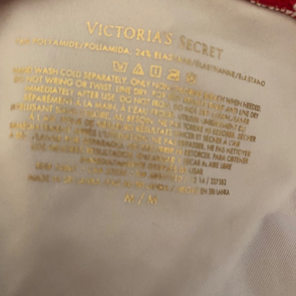 Victoria’s Secret NWT red bikini bottom fringe macrame ties - Picture 7 of 10